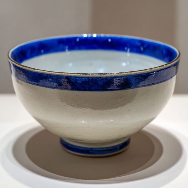 File:Hasami ware.jpg